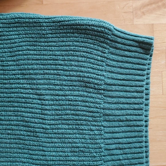 Gap sweater - Picture 7 of 11